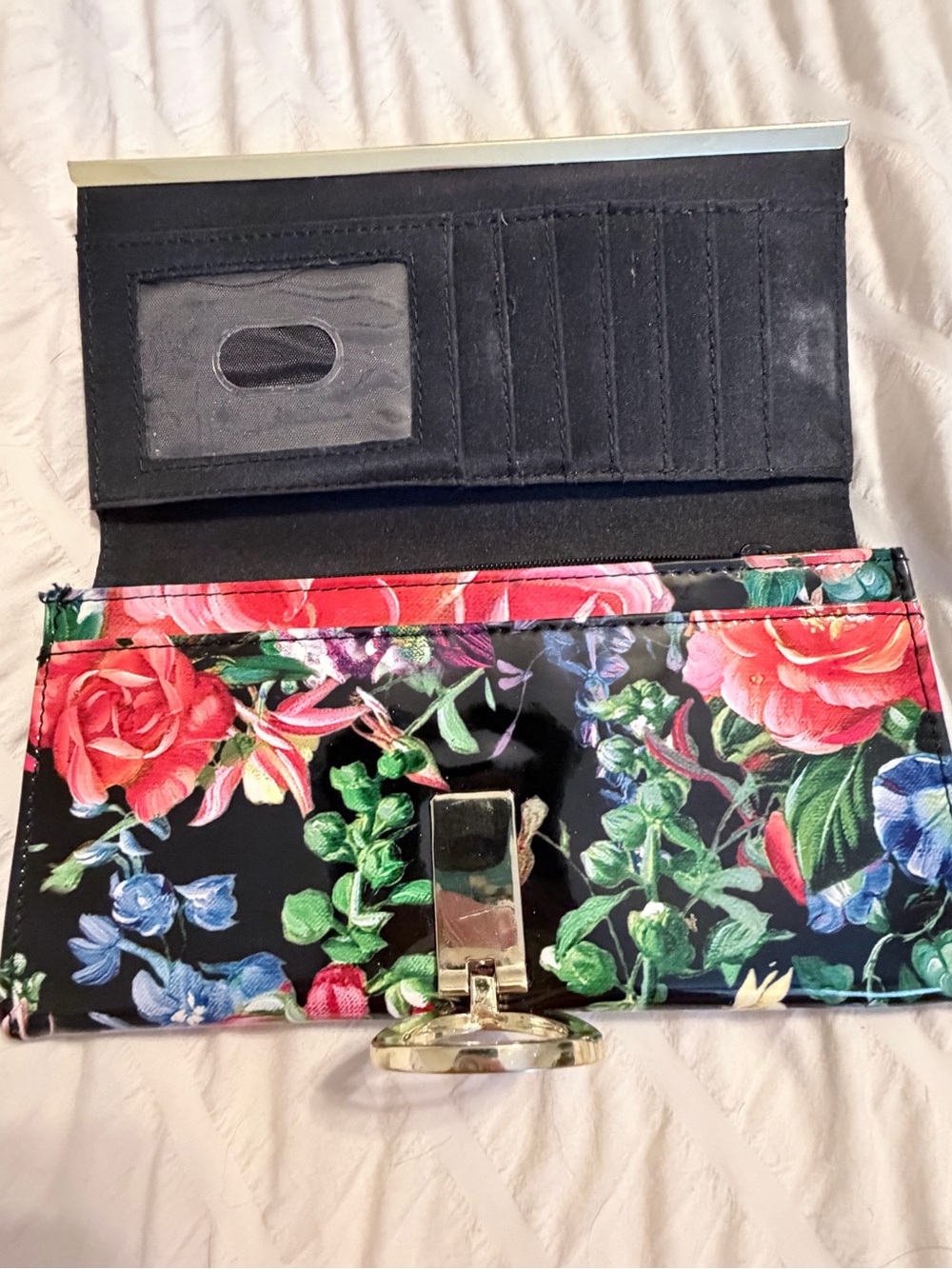 Assorted Wallets - Picture 2 of 5